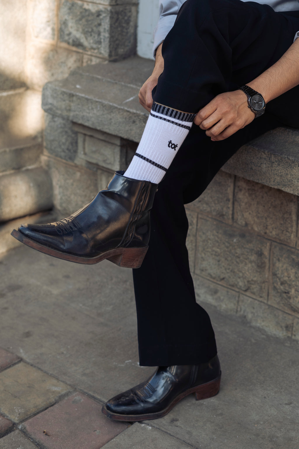 Woven Identity - White - Unisex - Fine Knit Cotton Socks